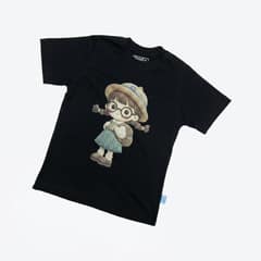 Kaos Boneka Gadis Berkacamata - warna Hitam